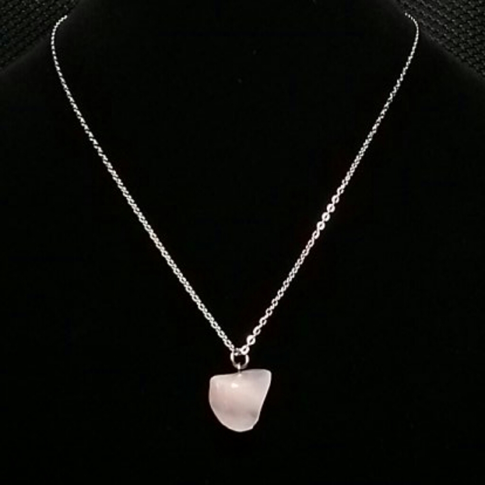 5/$25 Rose Quartz Necklace - Picture 5 of 7